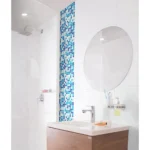 Fotografía de Mosaico Venecita Confeti Azul Cara Única 32.4x32.4 - Construmarket